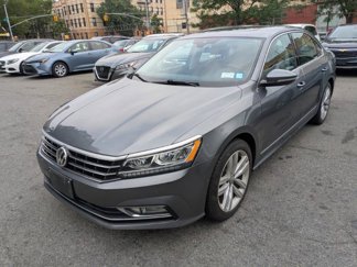 Used 2018 Volkswagen Passat 2.0T SEL Premium image 1