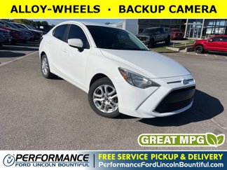 Used 2017 Toyota Yaris iA image 1