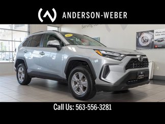 Used 2022 Toyota RAV4 XLE video 1