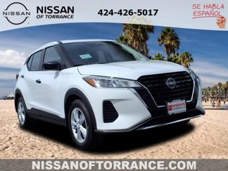 New 2025 Nissan Kicks Play S image 1