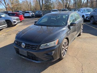 Used 2018 Volkswagen Passat 3.6 image 1