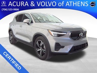 Certified 2025 Volvo XC40 B5 Core image 1