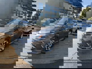 Used 2021 Toyota Camry LE image 1
