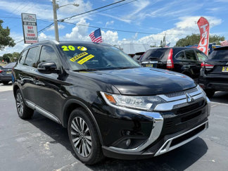 Used 2020 Mitsubishi Outlander SEL image 1