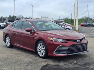 Certified 2022 Toyota Camry LE image 1