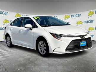 Used 2024 Toyota Corolla LE image 1