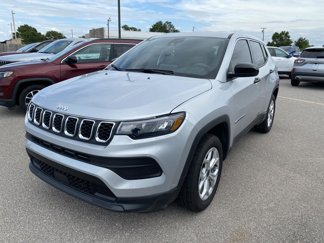 Used 2025 Jeep Compass Sport image 1