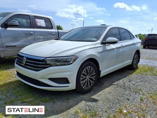 Used 2020 Volkswagen Jetta SE w/ SE Cold Weather Package image 1