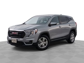Used 2024 GMC Terrain SLE image 1