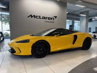 Used 2022 McLaren GT image 1