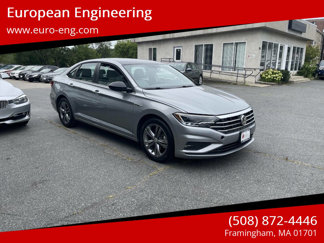 Used 2021 Volkswagen Jetta R-Line w/ R-Line Cold Weather Package image 1