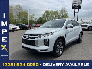Used 2023 Mitsubishi Outlander Sport ES image 1