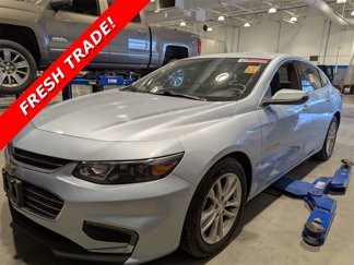 Used 2017 Chevrolet Malibu LT image 1