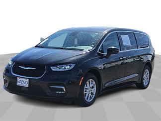 Used 2023 Chrysler Pacifica Touring-L image 1