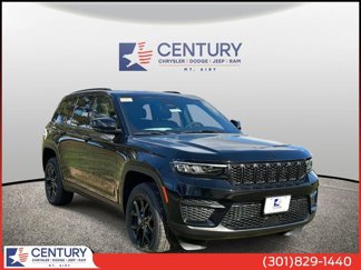 New 2025 Jeep Grand Cherokee Altitude image 1