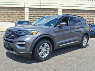 Used 2022 Ford Explorer XLT w/ Equipment Group 202A image 1