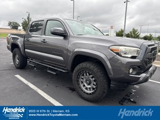 Used 2018 Toyota Tacoma SR5 image 1