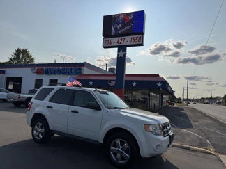 Used 2010 Ford Escape XLT image 1