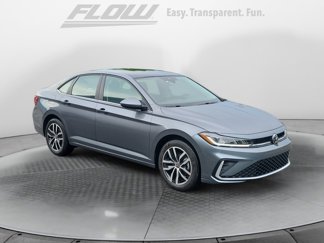 New 2025 Volkswagen Jetta SE image 1