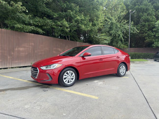 Used 2017 Hyundai Elantra SE image 1