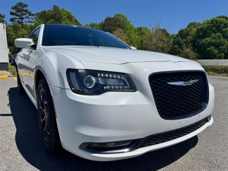 Used 2019 Chrysler 300 S image 1