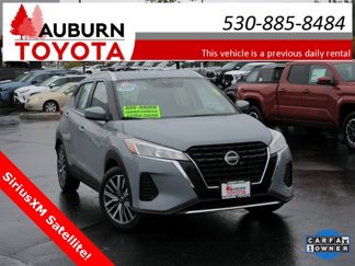 Used 2021 Nissan Kicks SV image 1