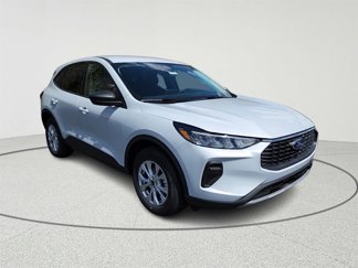 New 2025 Ford Escape Active w/ Cold Weather Package image 1