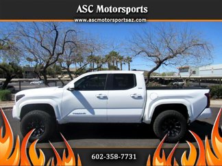 Used 2024 Toyota Tacoma SR5 image 1