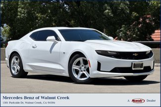 Used 2020 Chevrolet Camaro LT image 1
