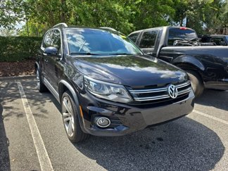 Used 2016 Volkswagen Tiguan S image 1