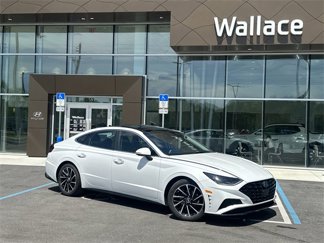 Used 2021 Hyundai Sonata Limited image 1