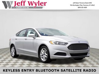 Used 2015 Ford Fusion SE image 1