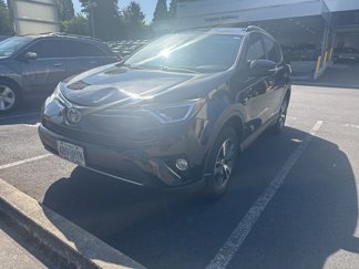 Used 2017 Toyota RAV4 XLE image 1