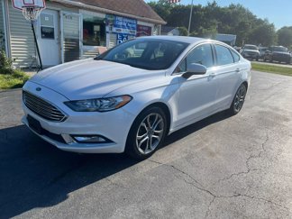 Used 2017 Ford Fusion SE w/ Equipment Group 201A image 1