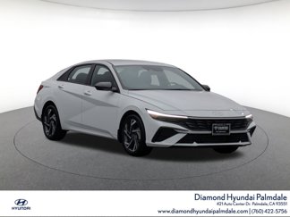 Used 2025 Hyundai Elantra Sport video 1