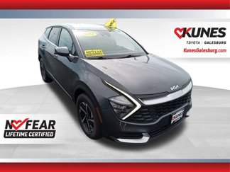 Used 2023 Kia Sportage LX image 1