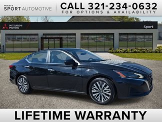 Used 2023 Nissan Altima 2.5 SV image 1