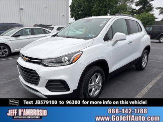 Used 2018 Chevrolet Trax LT w/ LT Convenience Package image 1