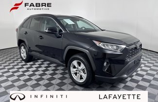 Used 2021 Toyota RAV4 XLE image 1