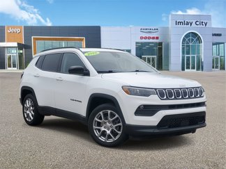 Used 2022 Jeep Compass Latitude w/ Sun and Sound Group image 1
