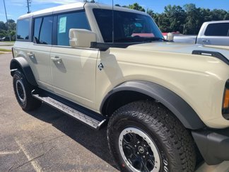New 2025 Ford Bronco Outer Banks image 1
