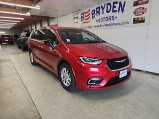 New 2025 Chrysler Pacifica Select image 1