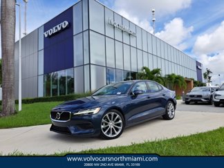 Used 2020 Volvo S60 T5 Momentum image 1