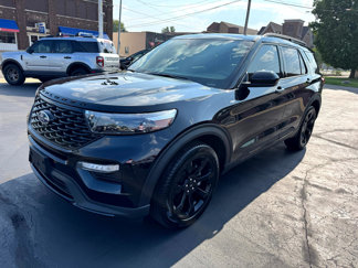Used 2023 Ford Explorer ST-Line image 1