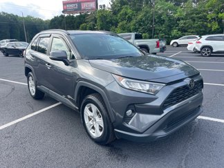 Used 2020 Toyota RAV4 XLE image 1
