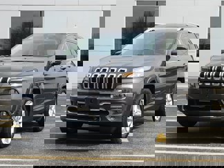 Used 2015 Jeep Cherokee Limited w/ Luxury Group image 1