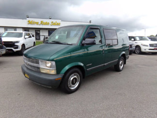 Used 1998 Chevrolet Astro w/ Convenience Group image 1