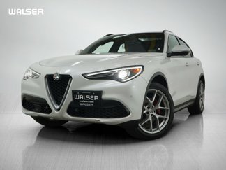 Used 2018 Alfa Romeo Stelvio Ti Sport image 1