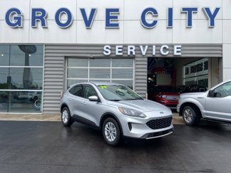 Used 2020 Ford Escape SE image 1