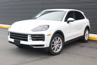 Certified 2024 Porsche Cayenne image 1